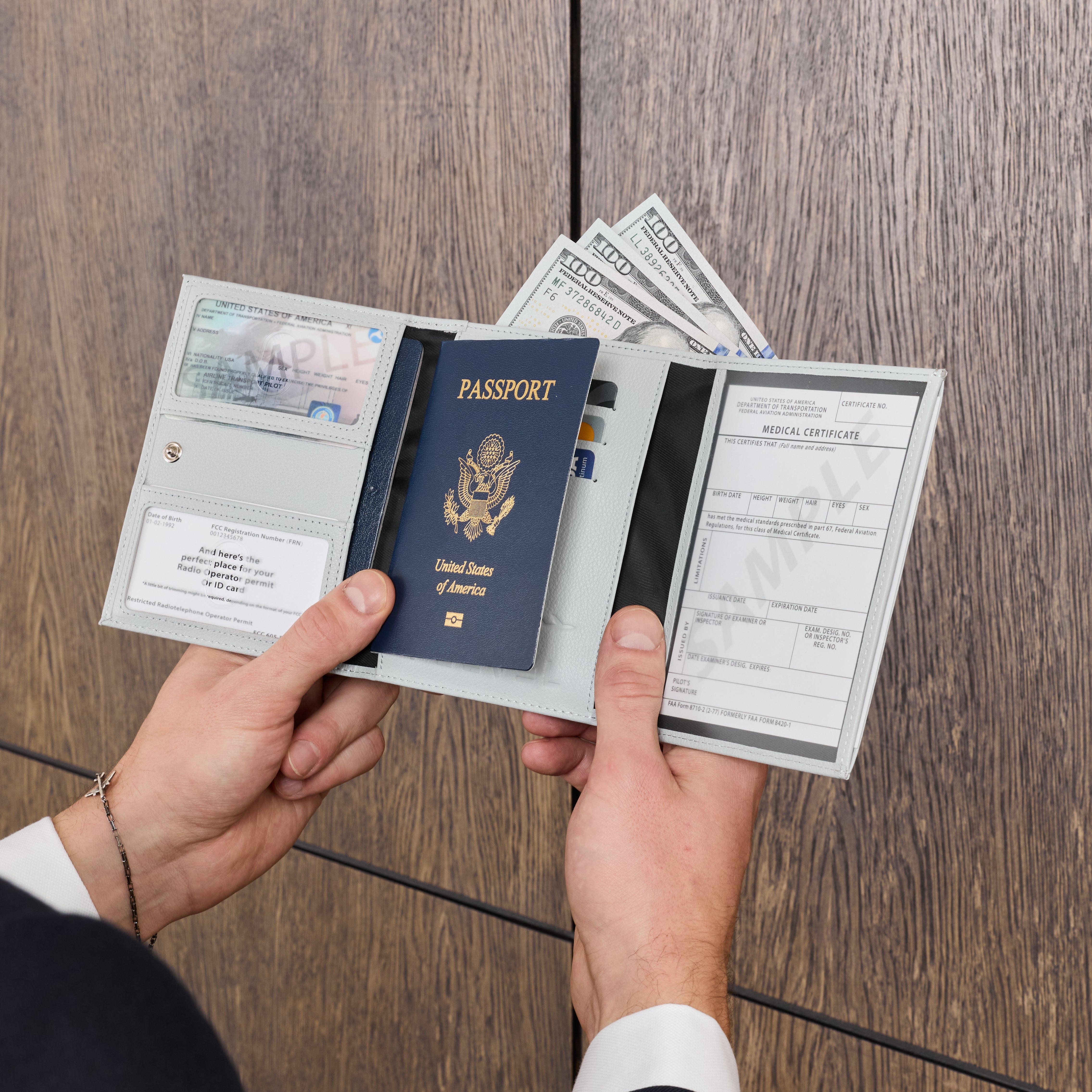 Pilot Document Holder V3