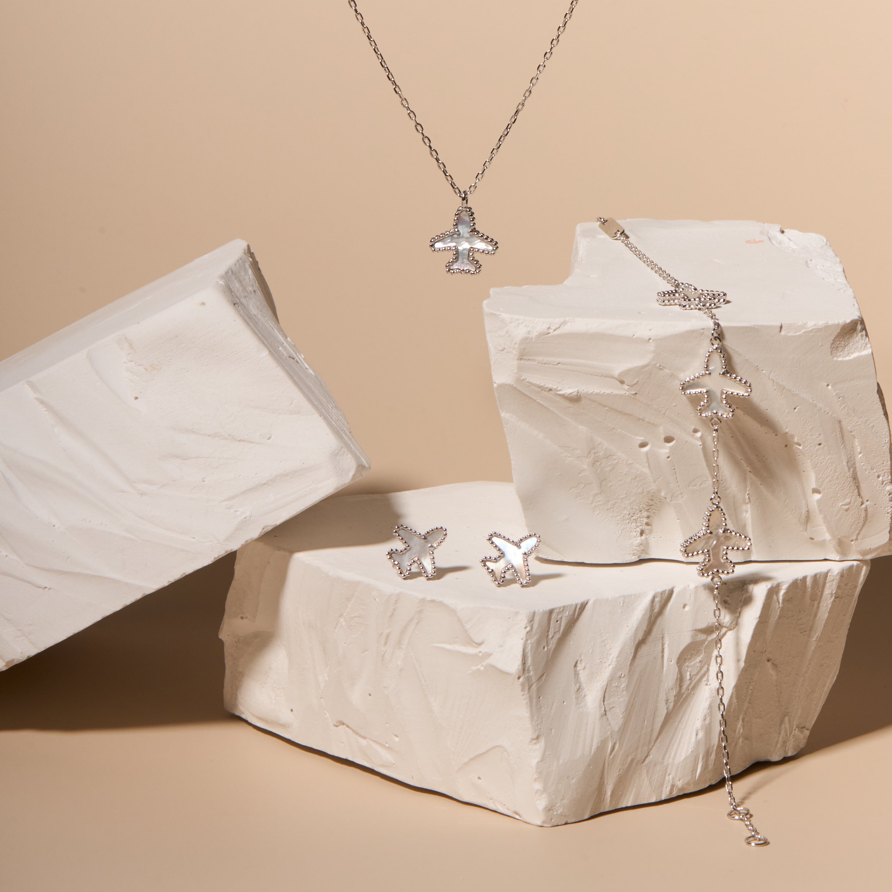 Skylight silver Necklace